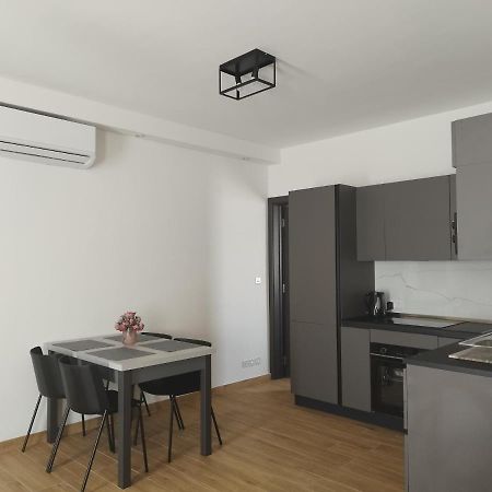 Coral Reef Apartments San Pawl il-Baħar Kültér fotó