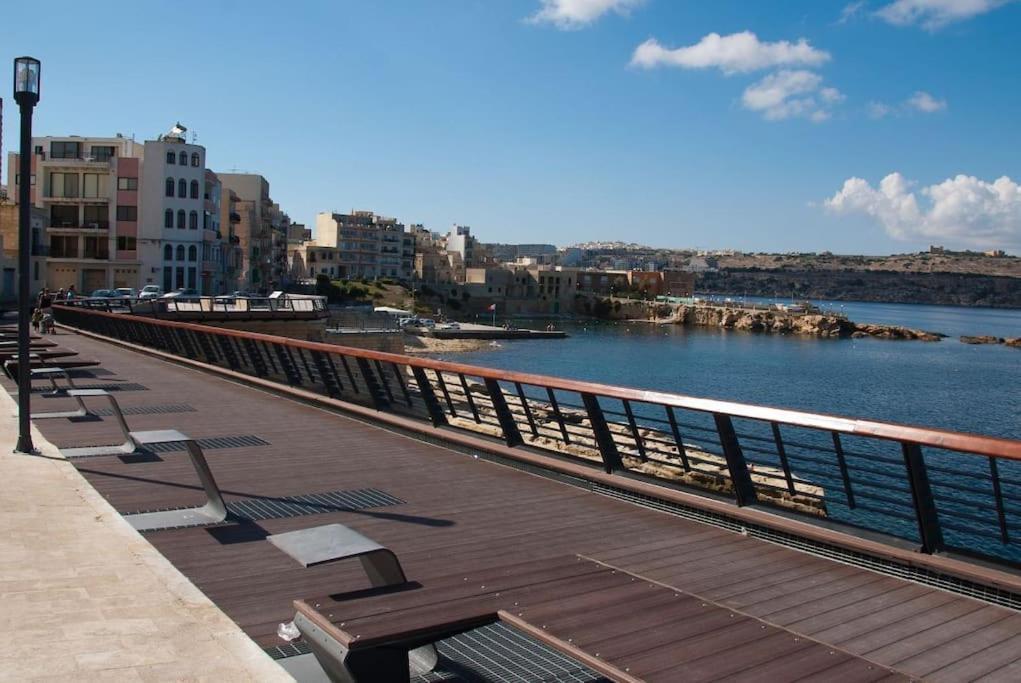 Coral Reef Apartments San Pawl il-Baħar Kültér fotó